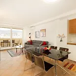 Free Parking & View Capitolina