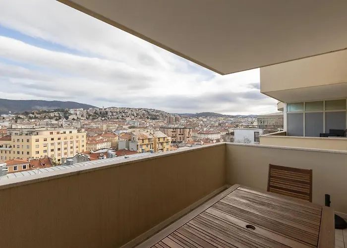 Free Parking & View Capitolina * Трієст