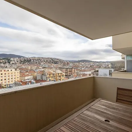 Free Parking & View Capitolina * Trieste