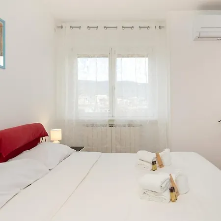 Apartment Free Parking & View Capitolina *