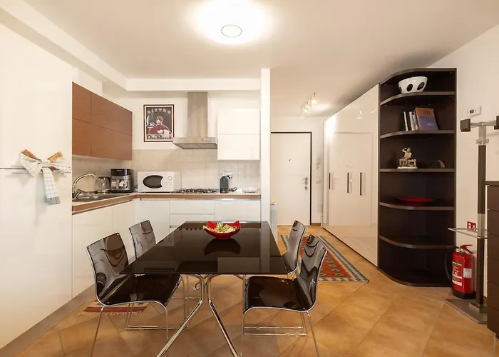 Free Parking & View Capitolina *