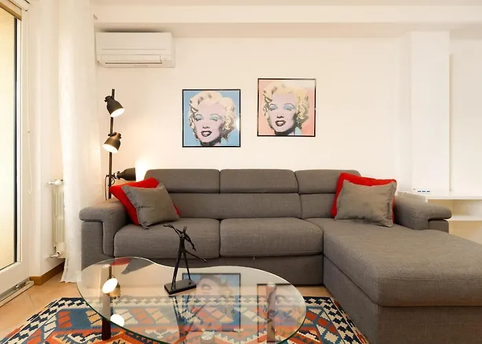 Free Parking & View Capitolina *