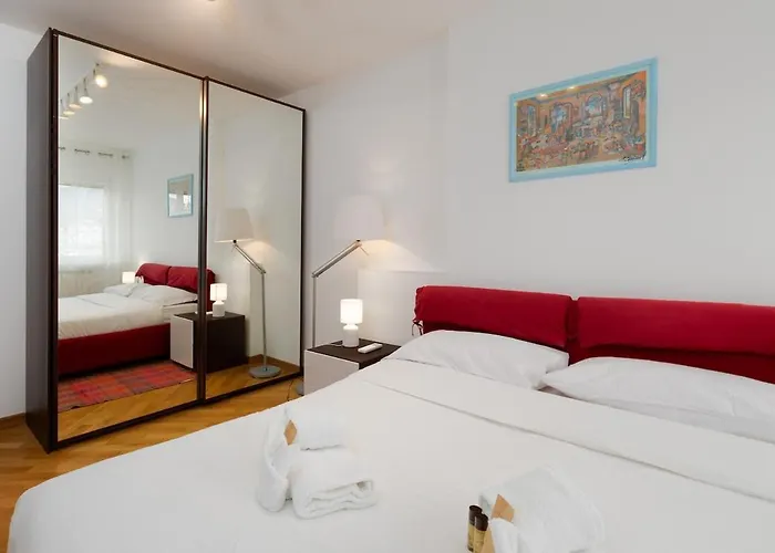 Free Parking & View Capitolina Τεργέστη